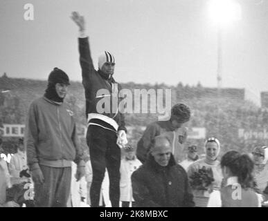 Devent, Niederlande, Februar 1969. WM auf Schlittschuhe. Hier wurde Weltmeister Dag Fornæs zusammen mit Göran Claeson (v.v.) und Kees Verkerk auf den 2. bzw. 3.. DAG Fornæs hat 1969 sowohl den NM, die Europameisterschaft als auch die Weltmeisterschaft gewonnen. Foto: Sverre A. Børretzen / Aktuell / NTB Stockfoto