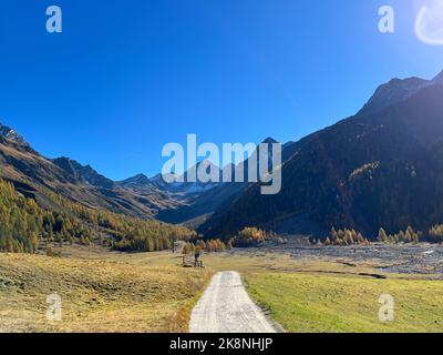 Wanderweg in Südtirol Pfossental Stockfoto