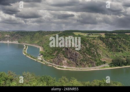 Blick auf den berühmten Loreley Rock am Rhein, Deutschland Stockfoto