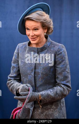 Königin Mathilde von Belgien, abgebildet beim offiziellen Staatsbesuch des belgischen Königspaares in der Republik Litauen am Montag, 24. Oktober 2022, in Vilnius. BELGA FOTO DIRK WAEM Stockfoto