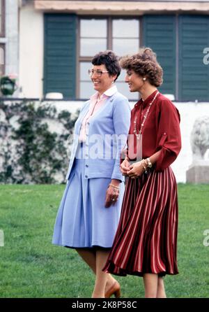 Skaugum, Asker 19780522. Kronprinzessin Sonja und Prinzessin Estasty bei einer Pressekonferenz in Skaugum. Foto: Henrik Laurvik / NTB Stockfoto