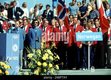 Kiel, Deutschland 1972. Olympische Sommerspiele in München. Kronprinz Harald nahm an der olympischen Mannschaft im Segeln Teil, die in Kiel stattfand. Kronprinz Harald ist seit der Olympia-Eröffnung in Kiel Fahnenträger der norwegischen Mannschaft. NTB Archivfoto Stockfoto