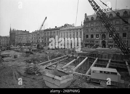 Oslo 7. April 1973. Die U-Bahn wird von der Ostbahn zum Nationaltheater ausgebaut. Es wird eine neue Station in Egertovet, Downtown Station. Hier von Karl Johansgate. Foto: Current / NTB Stockfoto