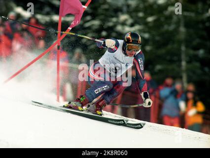 Kvitfjell 19940217. Die Olympischen Winterspiele im Lillehammer Alpine-Super-G, Männer. Bronze-Sieger Kjetil Andre Aamodt in Aktion. Foto: Tor Richardsen / NTB Stockfoto