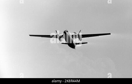 Fornebu 19680706. „Verantwortungsvoller Turm“. Die Fluglotsen in Fornebu sind für Tausende von Menschenleben und für Material für Millionen von Dollar verantwortlich. Über 80.000 Flugzeuge führten den Turm im vergangenen Jahr an, und der Verkehr wird zunehmen. Foto: Sverre A. Børretzen / Aktuell / NTB Stockfoto