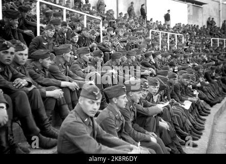 Oslo August 1942. Wehrmachtskonzert im Bislett Stadium. Soldaten auf den Tribünen. Foto: Aage Kihle / NTB *** das Foto wurde nicht verarbeitet ***** Stockfoto