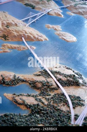 Hurum Flyplass () Hurum Flyplass