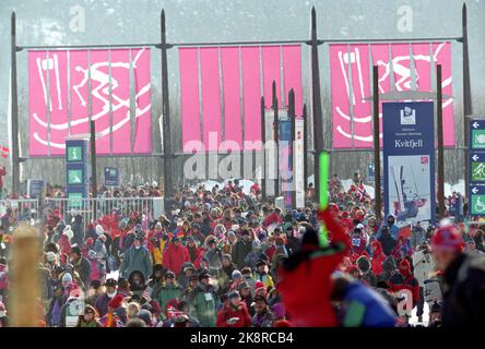 Kvitfjell 19940217. Die Olympischen Winterspiele in Lillehammer und die Öffentlichkeit. Super g, Männer. Foto: Jan Greve / NTB Stockfoto