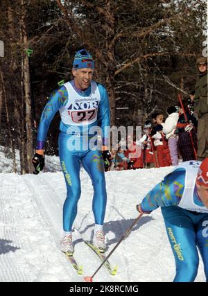 Dombås 19930327. NM-Skifahren, Staffel, Männer. Oddvar Brå geht die erste Etappe für das Team Nr. 27. Vielleicht beginnt einer der letzten NM-Starts von Brå. Aktion. Foto; Calle Törnström / NTB / NTB Stockfoto