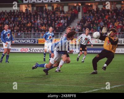 Molde. Rosenborg - Molde (2-0). Die Serie Finale Elite-Serie. Moldes Jo Tessem steht in erster Linie außerhalb des RBK-Tores. (Foto: Kjell Langmyren, NTB Plus) Stockfoto