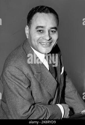 Der Friedenspreis: Friedensnobelpreis 1950 an Ralph Bunche, Professor an der Harvard University, Regie. Für das UN-Aufsichtsministerium und Vermittler im palästinensischen Konflikt 1948. Stockfoto