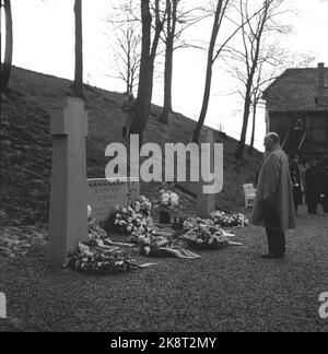 Oslo 195507. Der 10.. Jahrestag der Befreiung Norwegens. Hier vom Kranz eines Denkmals zu gefallen bei Akershus. Foto: NTB Archive / NTB Stockfoto