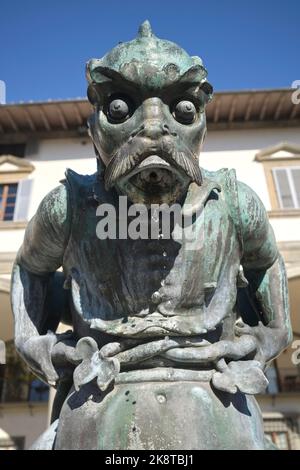 Bronzener Brunnen der Meeresmonster (Fontane dei Mostri Marini) von Pietro Tacca auf der Piazza Santissima Annunziata Florenz Italien Stockfoto