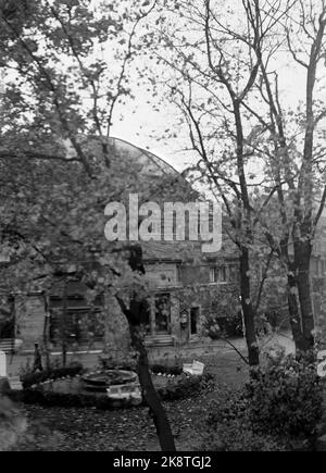 Oslo ca. 1930 Außenansicht des Circus-Gebäudes in Oslo. Erbaut 1895, abgerissen 1935. Das Gebäude befand sich dort, wo sich heute das Klingenberg-Kino befindet, mitten im Osloer Vergnügungsviertel Tivolihaven. Das Gebäude diente auch als Kino unter dem Namen Cirkus World Theatre. Foto: NTB / NTB Stockfoto