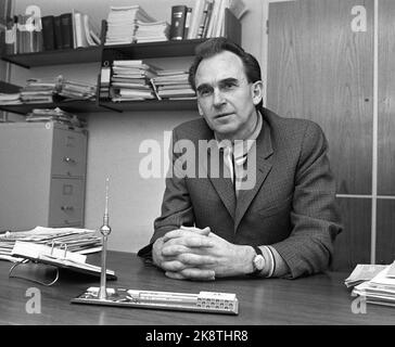 Oslo Februar 1975. Der Parteivorsitzende der norwegischen Kommunistischen Partei, Reidar T. Larsen. Foto: NTB / NTB Stockfoto