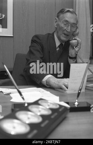 Oslo, Den 6. Januar 1988. Kriegsveteran und Rentner Gunnar 'Kjakan' Sønsteby wird am 11. Januar 70 Jahre alt. Er führte Kompani Linges Oslo-Gruppe 1944-45 an, die während des Krieges viele Sabotageoperationen durchführte. Foto: NTB / NTB / Stockfoto