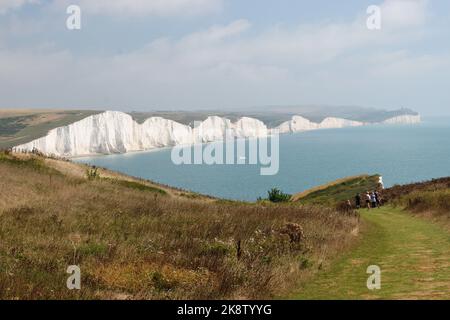 Seven Sisters Cliffs von Seaford Head auf dem Küstenpfad. East Sussex, England, Großbritannien. Stockfoto