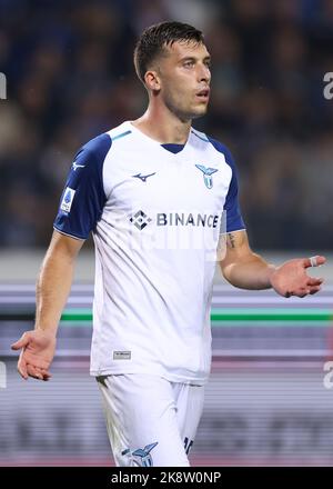 Bergamo, Italien, 23.. Oktober 2022. Nicolo Casale von der SS Lazio reagiert während des Serie-A-Spiels im Gebiss-Stadion in Bergamo. Bildnachweis sollte lauten: Jonathan Moscrop / Sportimage Stockfoto