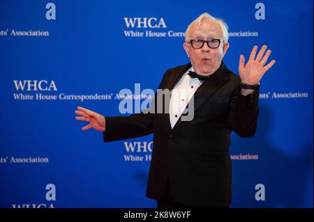 30. April 2022, Washington, District of Columbia, USA: Die Schauspielerin LESLIE JORDAN kommt zum Jahresessen der White House Correspondents Association 2022 im Washington Hilton Hotel an. (Bild: © Rod Lamkey/CNP über ZUMA Press Wire) Stockfoto