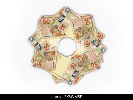 Offizielles Geld Brasiliens, reale Währung. Geld, Reais, fünfzig Reais in Nahaufnahme. Stockfoto