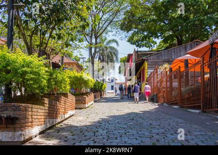 EMBU das ARTES - SAO PAULO, BRASILIEN – SEPTEMBER 10 2020: Embu das Artes City Centre Square Stockfoto
