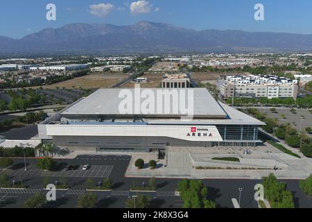 Ein allgemeiner Überblick über die Toyota Arena, Freitag, 21. Oktober 2022, in Ontario, Kalif. Die Arena, auch bekannt als Ontario Community Events Center und Citizens Business Bank Arena, ist die Heimat der Ontario-Herrschaft der American Hockey League, der Ontario Fury der Major Arena Soccer League und der Ontario Clippers der NBA G League Stockfoto