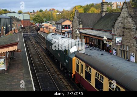 Britische Eisenbahn-Baureihe 40 40106 Atlantic Conveyor Diesel elektrische Lokomotive am Bahnhof Bridgnorth, Shropshire, England, Großbritannien. Stockfoto