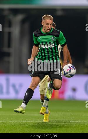 Davide Frattesi (Sassuolo) während der italienischen Serie Ein Spiel zwischen Sassuolo 2-1 Hellas Verona im Mapei Stadium am 24. Oktober 2022 in Reggio Emilia, Italien. Quelle: Maurizio Borsari/AFLO/Alamy Live News Stockfoto