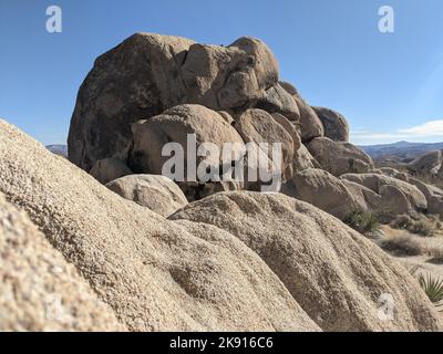 Die Jumbo-Felsformationen, Felsbrocken im Joshua Tree Nationalpark Stockfoto