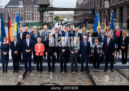 Berlin, Deutschland. 25. Oktober 2022. Die Mitglieder der Expertenkonferenz in Berlin. Quelle: Christophe Gateau/dpa/Alamy Live News Stockfoto