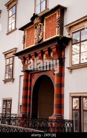 Schweizer Tor zum Schweizer Flügel der Hofburg in Wien, Österreich. Stockfoto