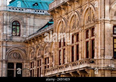 Wiener Opernhaus in Österreich im Renaissance-Revival. Stockfoto