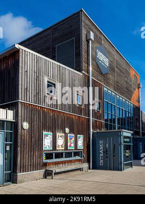 The Junction Cambridge, Veranstaltungsort für Live-Musik und Kunst - The Junction, das im Cambridge Leisure Park in der Nähe des Bahnhofs liegt und 1990 gegründet wurde. Stockfoto