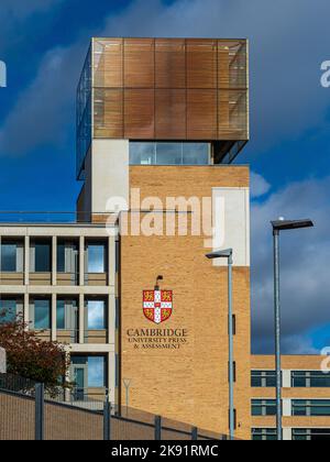 Cambridge University Press & Assessment - The Triangle Offices Tower - neue internationale Zentrale in Cambridge, eröffnet 2018 Eric Parry Architekt Stockfoto