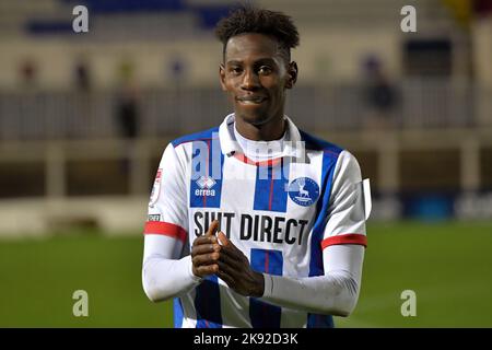 Hartlepool, Großbritannien. 25. Oktober 2022. Clarke Oduor von Hartlepool United nach dem Spiel der Sky Bet League 2 zwischen Hartlepool United und Salford City im Victoria Park, Hartlepool, am Dienstag, den 25.. Oktober 2022. (Kredit: Scott Llewellyn | MI News & Sport) Kredit: MI News & Sport /Alamy Live News Stockfoto