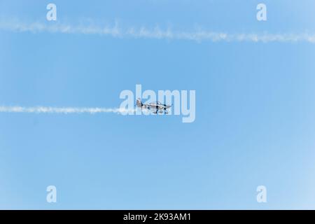 Sky Squadron tritt an der Küste von Rio de Janeiro, Brasilien, auf - 07. September 2022: Sky Squadron tritt am Tag der Unabhängigkeit am Strand von der Küste auf Stockfoto