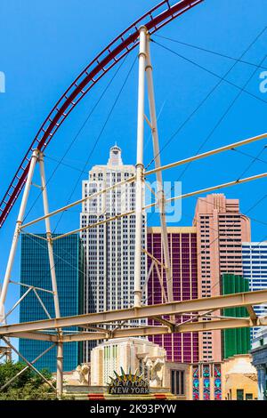 LAS VEGAS - 15. JUNI: New York-New York Resort am 15. Juni 2012 in Las Vegas. New York-New York sind Luxushotels, die fast 2,5 Millionen Quadratmeter groß sind Stockfoto