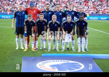 Sevilla, Spanien - 25. Oktober 2022, Team von Kopenhagen während der UEFA Champions League, Gruppe G Fußballspiel zwischen Sevilla FC und FC Kopenhagen am 25. Oktober 2022 im Estadio Ramon Sanchez Pizjuan in Sevilla, Spanien - Foto: Joaquin Corchero/DPPI/LiveMedia Stockfoto