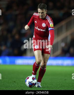 Peterborough, Großbritannien. 25. Oktober 2022. Sean McConville (AS) beim Peterborough United gegen Accrington Stanley EFL League One Match im Weston Homes Stadium, Peterborough, Cambridgeshire. Kredit: Paul Marriott/Alamy Live Nachrichten Stockfoto