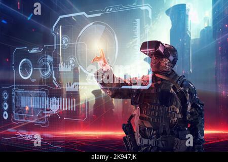 Ein Soldat mit einer Virtual-Reality-Brille interagiert mit dem Netzwerk. Das Konzept der Zukunft. Stockfoto