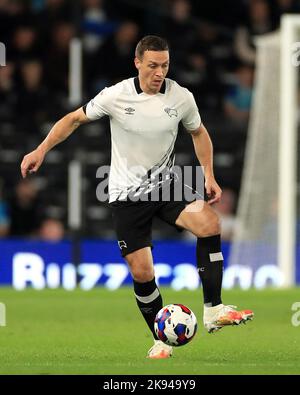 James Chester von Derby County während des Sky Bet League One-Spiels im Pride Park Stadium, Derby. Bilddatum: Dienstag, 25. Oktober 2022. Stockfoto