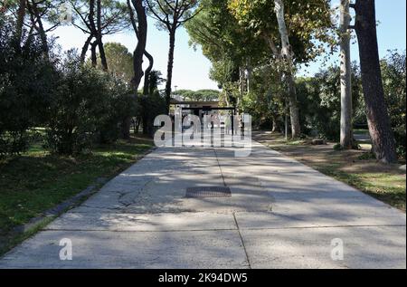 Pompei - Viale delle Ginestre verso l'uscita di Piazza Esedra Stockfoto