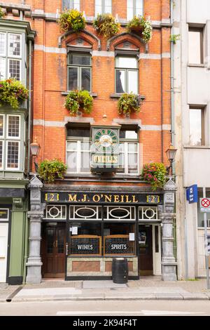 Irland Eire Dublin 2 Suffolk Street M J O'Neill Pub Bar Restaurant geöffnet 1713 umbenannt in 1927 live trad ceilis music Irish Dancing ceoil agus craig Stockfoto