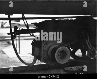 Generator für elektrische Beleuchtung im Pkw. Riemenantrieb. Stockfoto