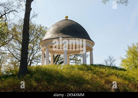 Jugendtempel in den südlichen Schlossgärten Schwerins Stockfoto