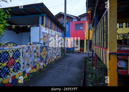 Kuala Perlis, Malaysia - 2022. Oktober: Ansichten von Kuala Perlis an der nordwestlichen Spitze der malaysischen Halbinsel am 15. Oktober 2022 in Malaysia. Stockfoto