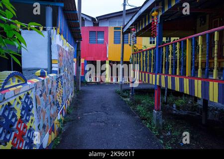 Kuala Perlis, Malaysia - 2022. Oktober: Ansichten von Kuala Perlis an der nordwestlichen Spitze der malaysischen Halbinsel am 15. Oktober 2022 in Malaysia. Stockfoto