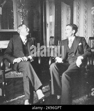 Anthony Eden mit dem französischen Premierminister Léon Blum 1936 in Genf Stockfoto