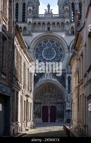 Die Kathedrale von Laon (Cathédrale Notre-Dame de Laon) ist eine römisch-katholische Kirche in Laon, Aisne, Hauts-de-France, Frankreich. Gebaut in der zwölften und t Stockfoto
