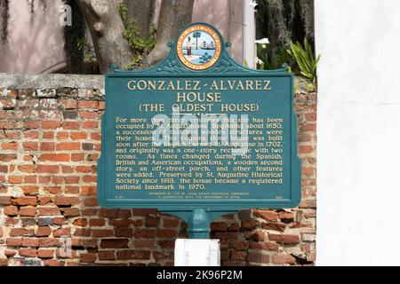 Metal Florida State Zeichen, das den Standort des ältesten Hauses in St. Augustine, Florida: Gonzalez-Alvarez House markiert. Stockfoto